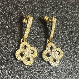 MGM Sparkling Earrings